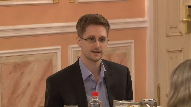 Edward Snowden 2013 10 9 1 1