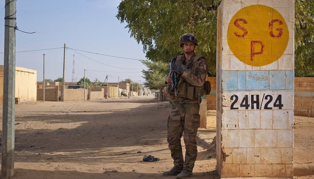 1280px A French soldier in Gao Mali February 13 2013 e1580651120674