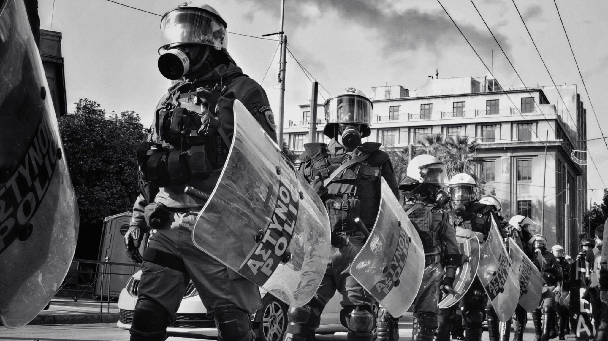 Grèce : 17 ans après le meurtre d’un adolescent par la Police, la ...