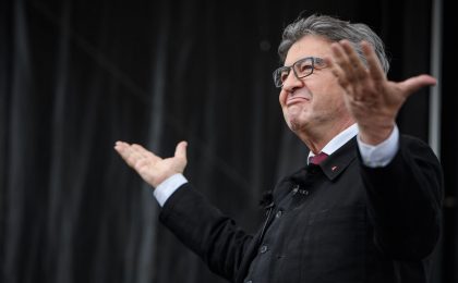 JLM bras levés